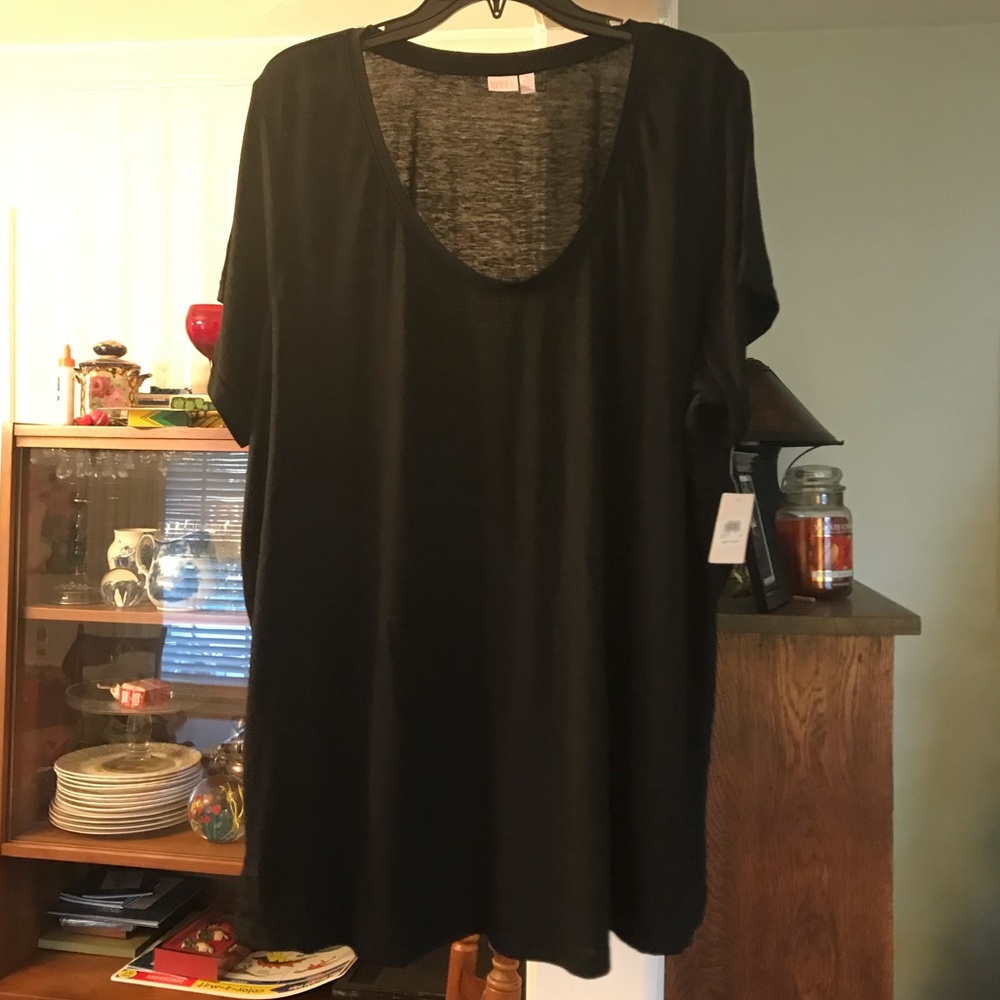 Make & Model black check top Brand New !! NWT